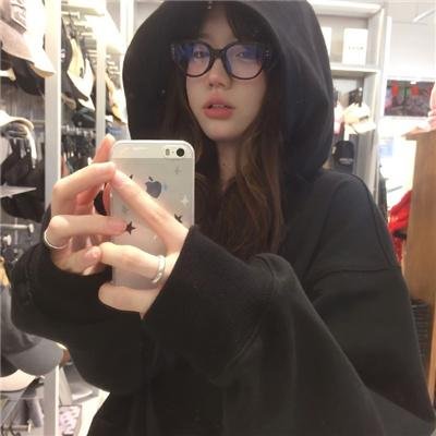 彩鸾春色